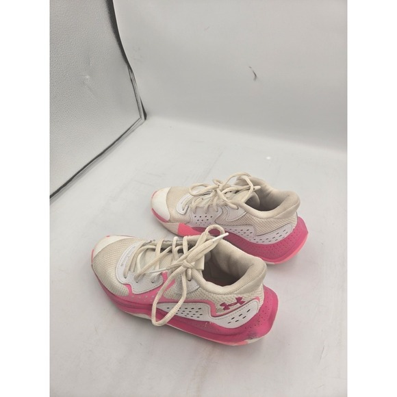 Under Armour Girls Boys 3.5Y Gym Basketball Volleyball Tennis Shoes Pink White - Picture 3 of 16